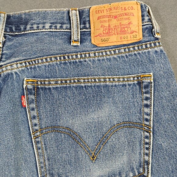 Levi's Jeans Men's 40x32 Fits 38x30 Blue 560 Loose Fit Tapered Leg - Picture 1 of 14